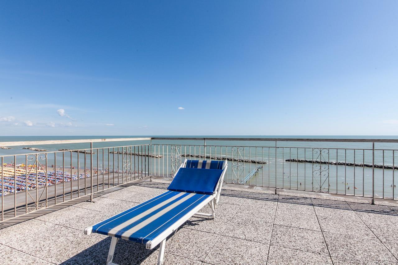 Hotel Universal Bellaria-Igea Marina Dış mekan fotoğraf