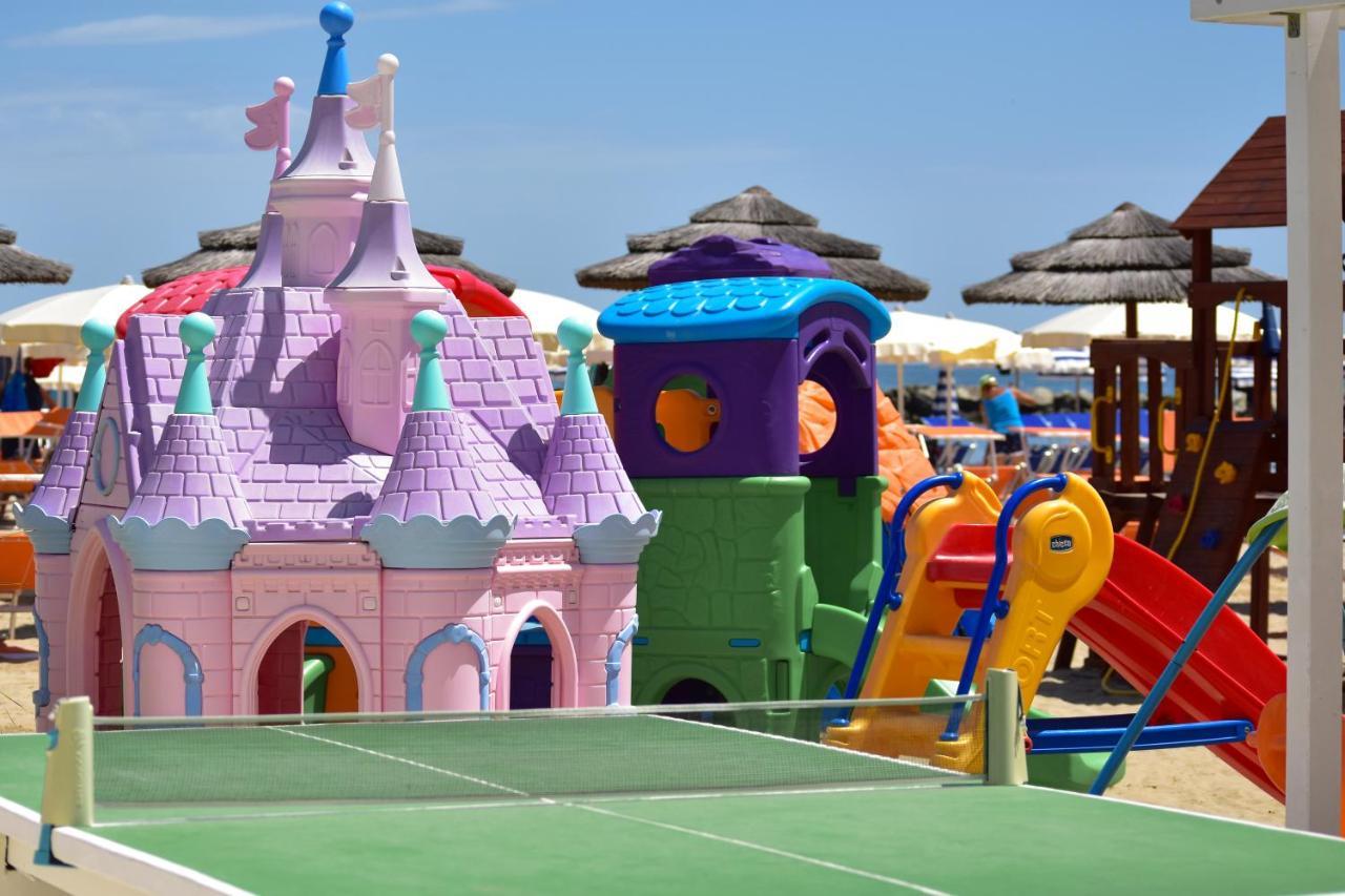 Hotel Universal Bellaria-Igea Marina Dış mekan fotoğraf